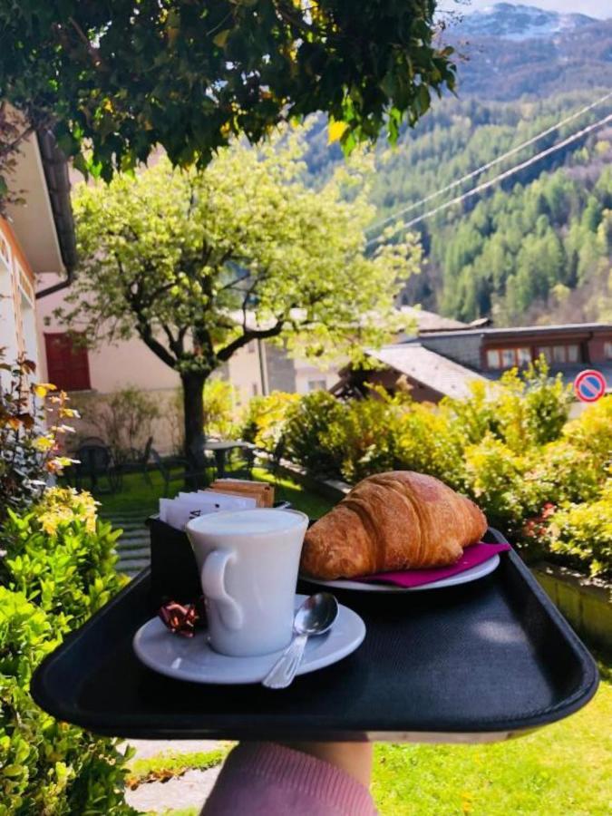 Hotel Moizi Chiesa in Valmalenco Exterior foto